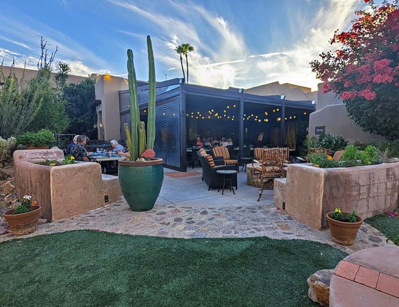 Catalina Mountain Views That Make Every Bite Better