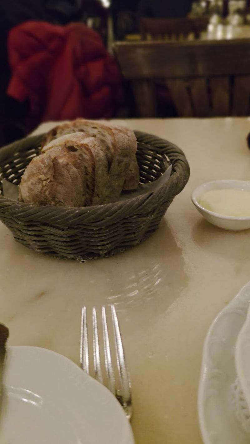 The Escargots And Starters That Set The Tone Immediately