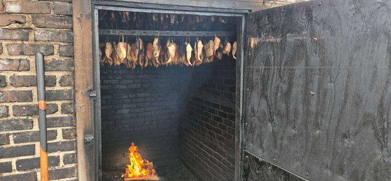 A Smokehouse Story With Deep Chicago Roots