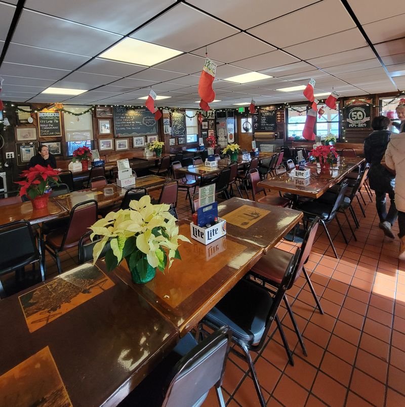 A True Annapolis History Told In Shells And Stories