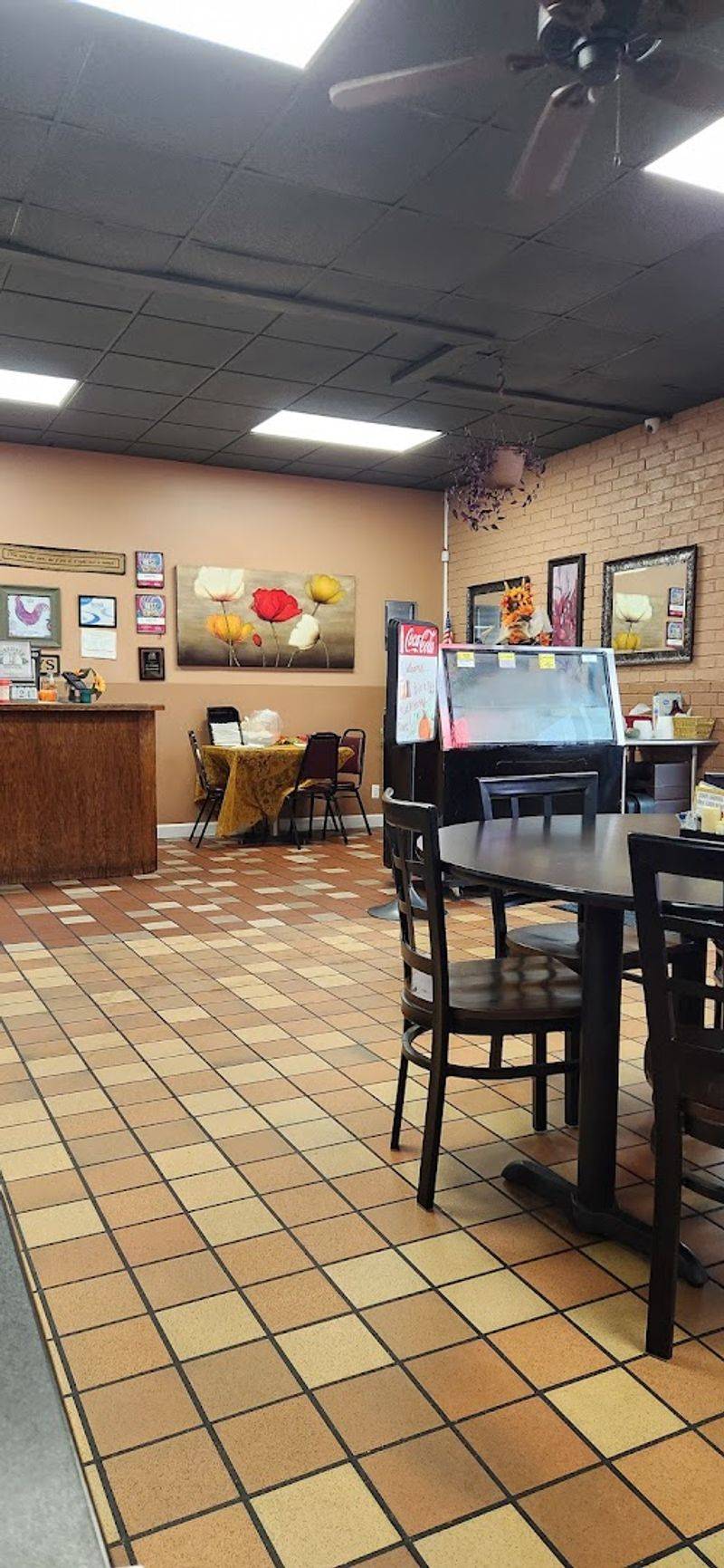 Airedale Diner, Alma