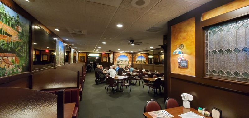 Tuesday Seafood Choices Are A Weekly Draw Worth Knowing About