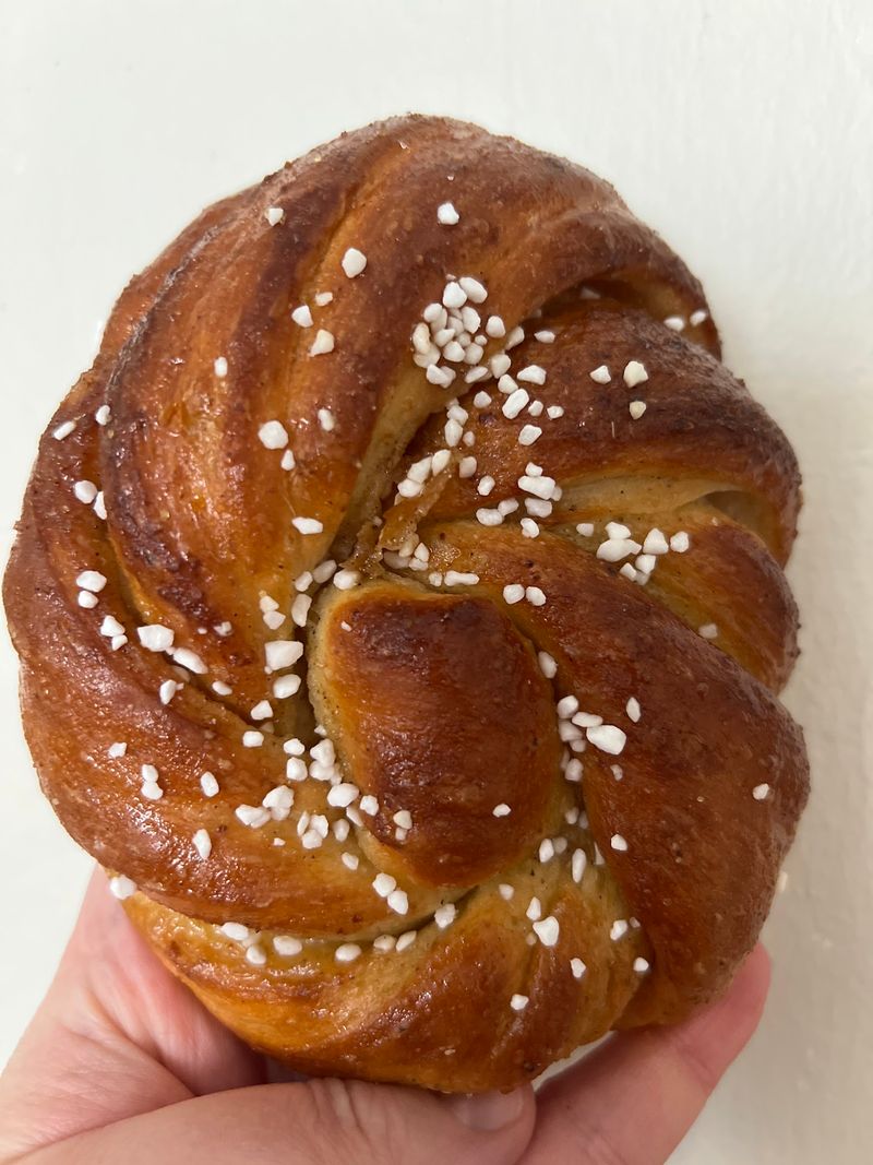 The Famous Cardamom Knot