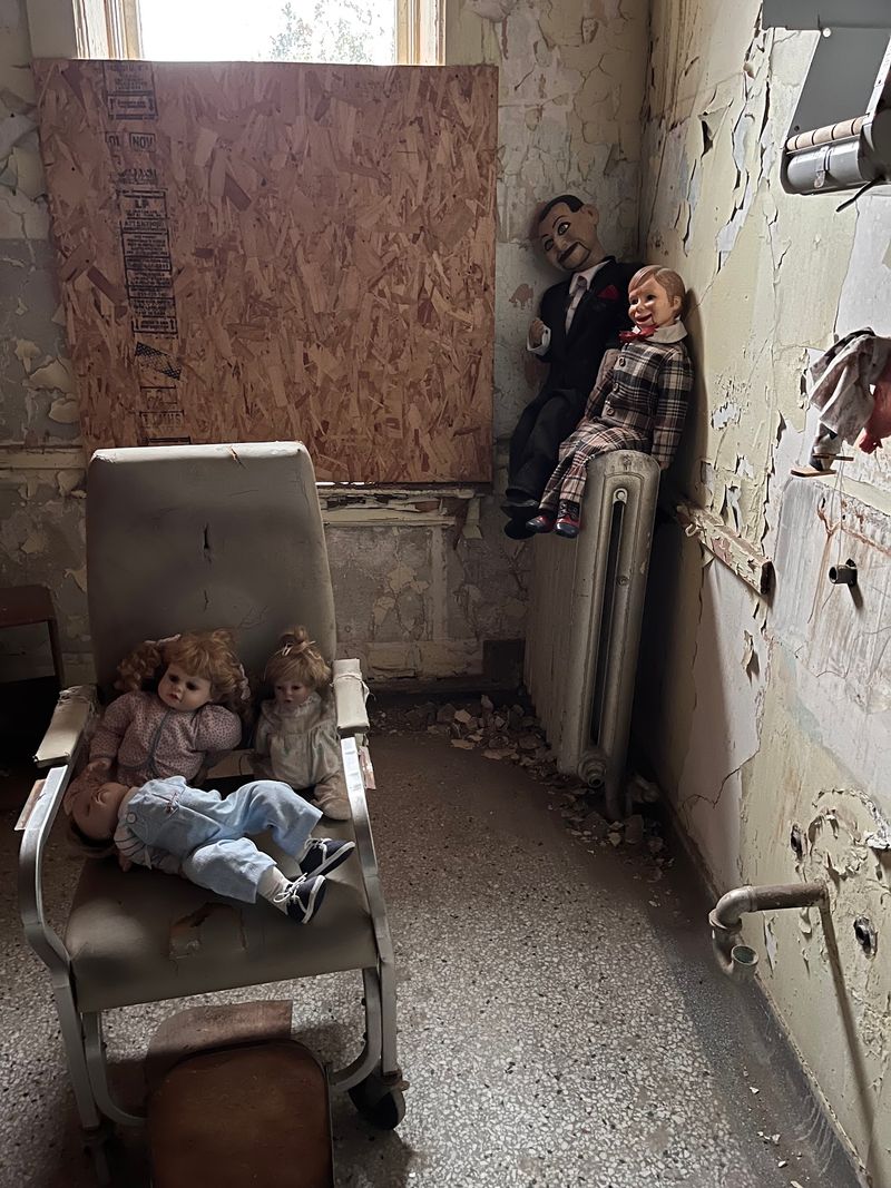 The Famous Doll Room