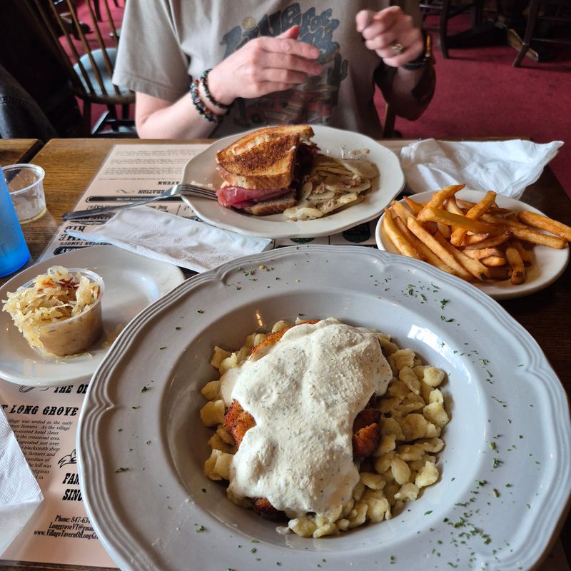 Signature Plates: Broasted Chicken, Schnitzel, And Ribs