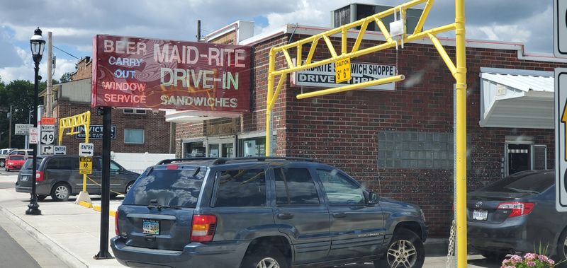 Outdoor Seating for Sunny Days