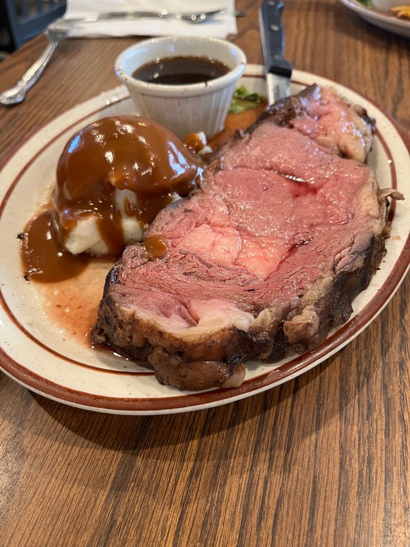 The Famous Prime Rib Everyone Raves About The Famous Prime Rib Everyone Raves About
