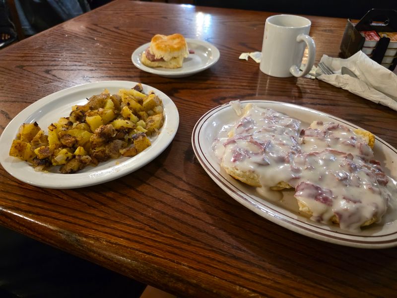 The Famous Sausage Gravy And Biscuits That People Drive For The Famous Sausage Gravy And Biscuits That People Drive For