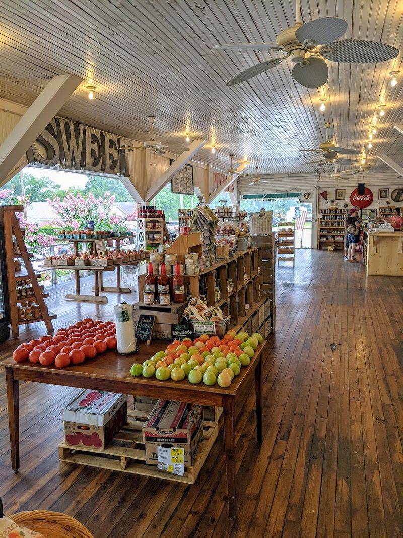 The Farm Market Packed With Peach Everything The Farm Market Packed With Peach Everything