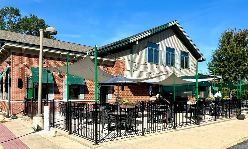 Woodfire Tavern - Long Grove