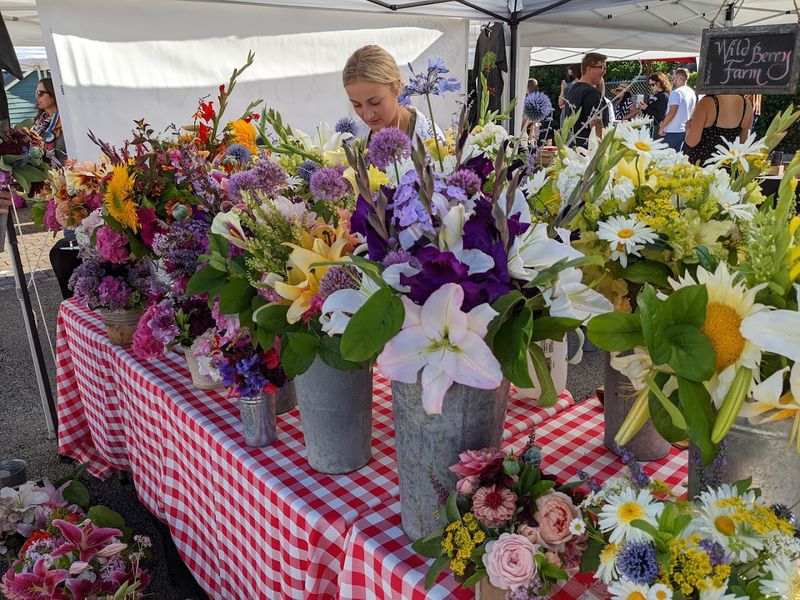 The Farmers Market And Local Food Scene: Eating Your Way Through The Island