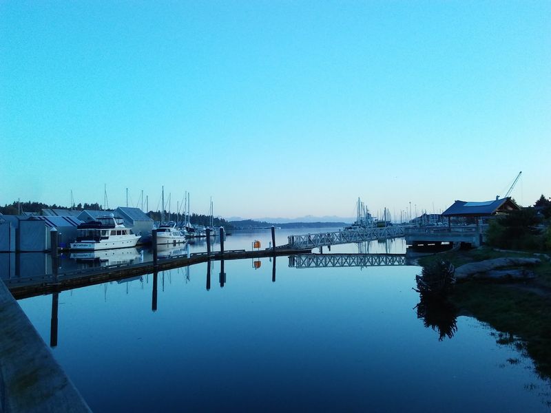 The Farmers Market By The Water