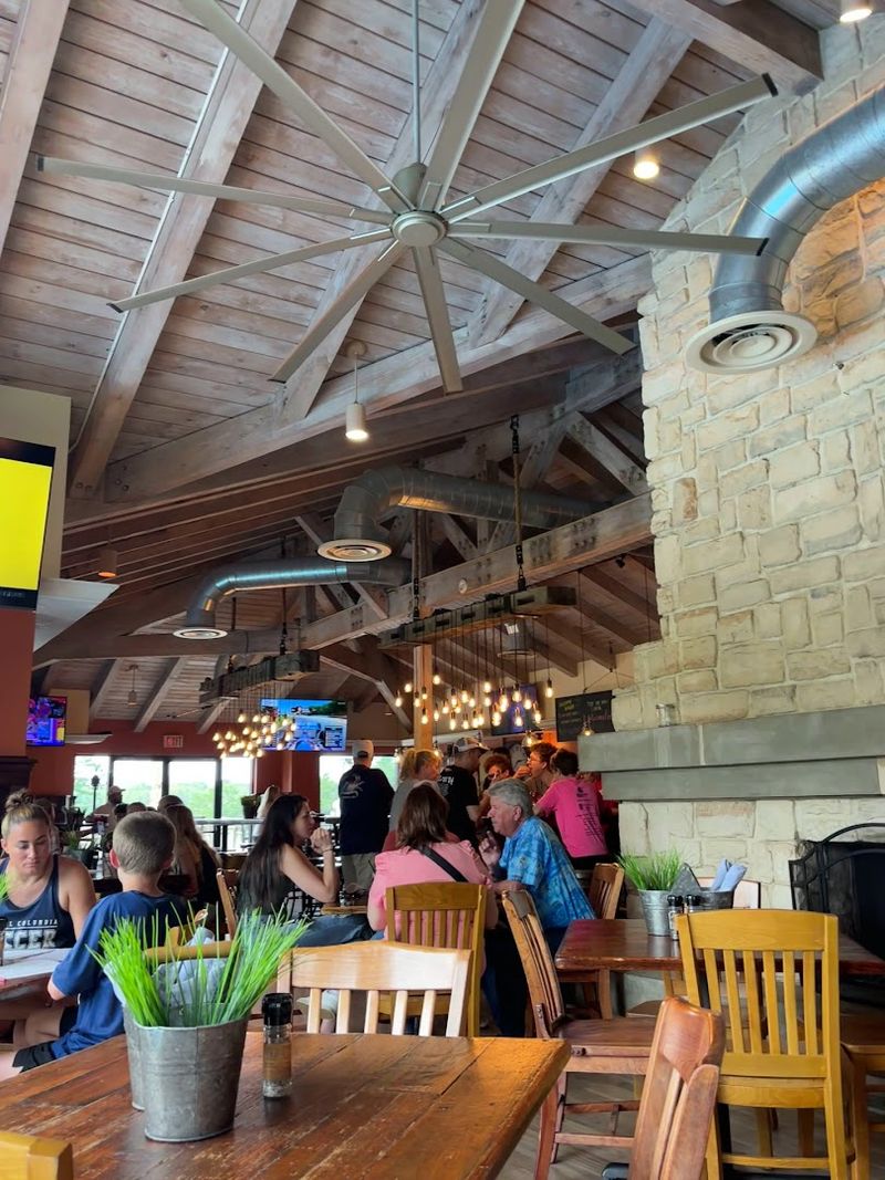 The Field Burger & Tap