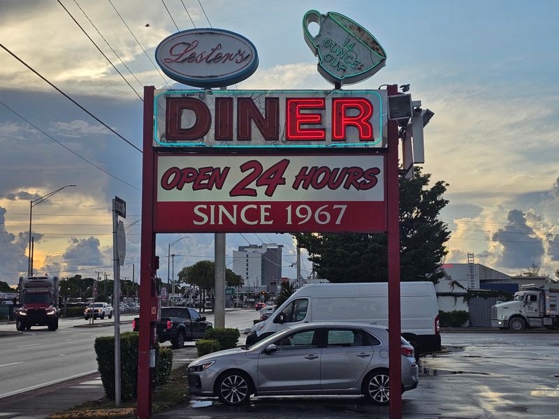 Whipped Cream Topping Adds Cloudlike Lightness