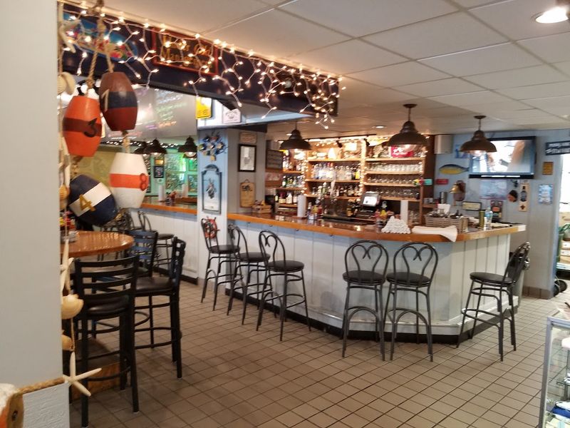 A Kitschy, Beachy Atmosphere That Actually Works