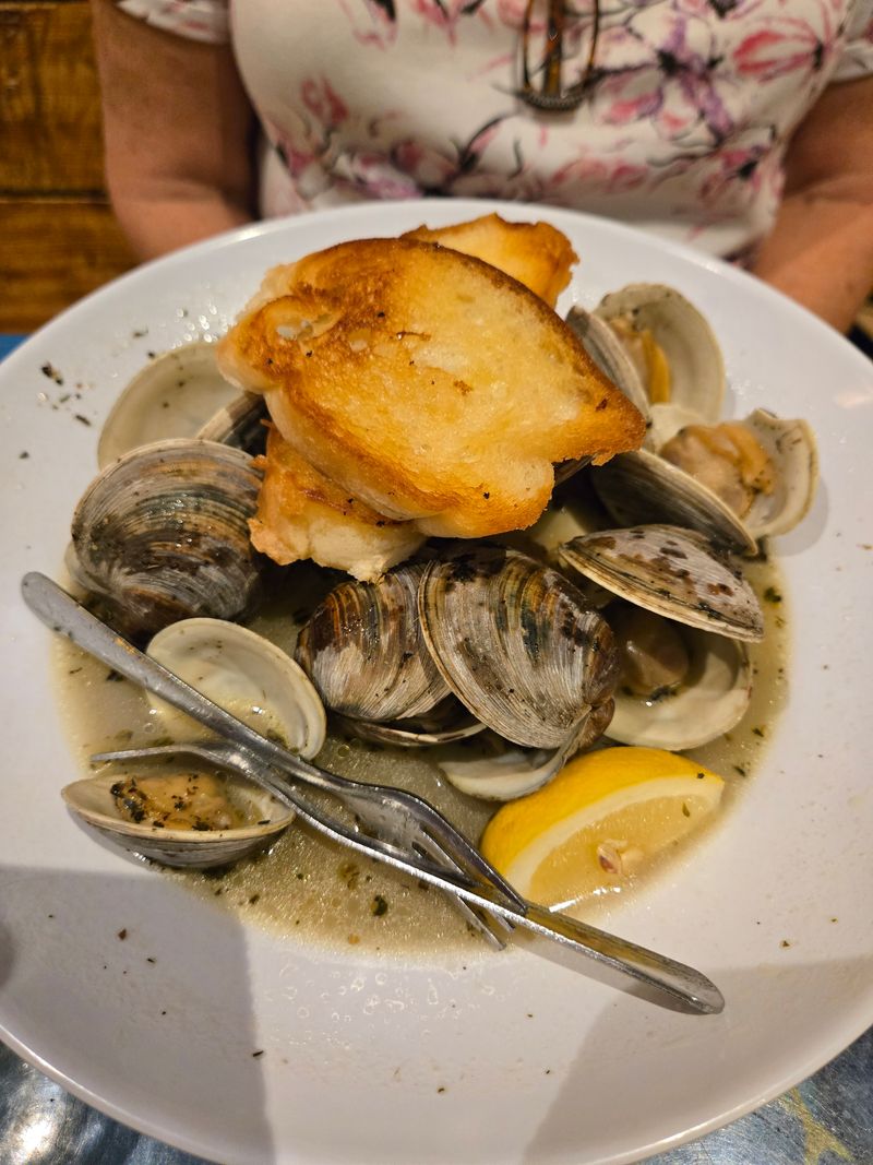 Papa’s Raw Bar – Lighthouse Point