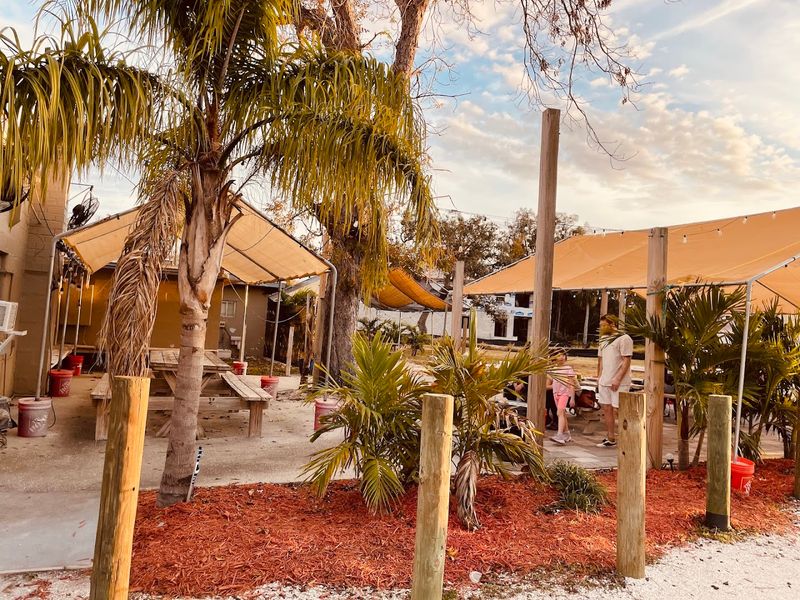 A Fishing-Shack Vibe That Feels Genuinely Welcoming