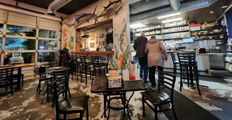 The Fish Tacos At This Washington Restaurant Are So Good, They’re Worth The Road Trip