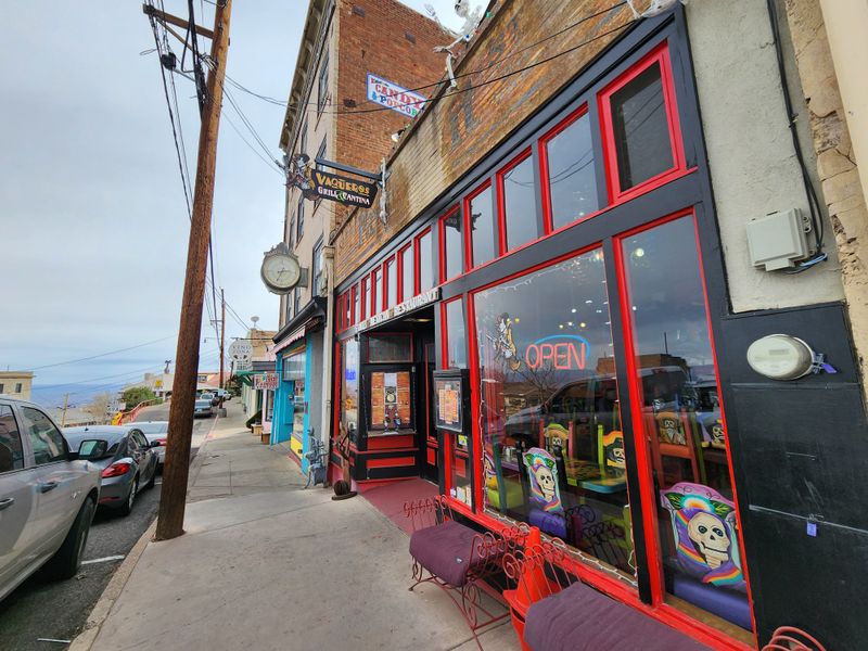 Vaqueros Grill & Cantina