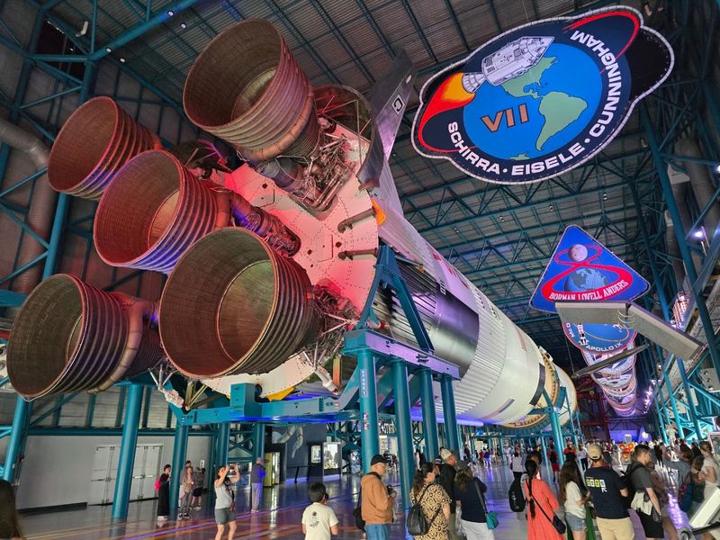 The Fly With An Astronaut Experience Puts Guests At A Lunch Table With A Real Astronaut