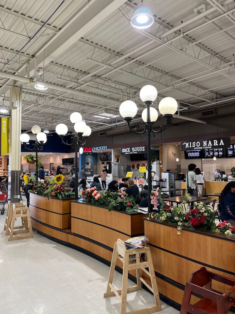 The Food Court Everyone Talks About The Food Court Everyone Talks About