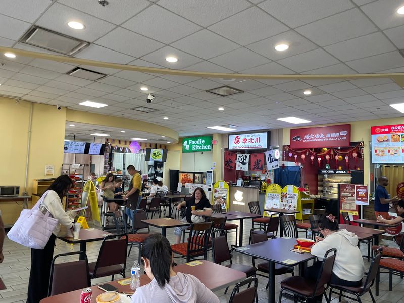 The Food Court Waiting Past Checkout