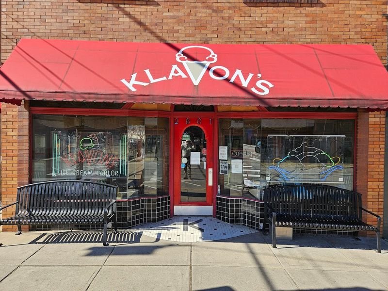 Klavon's Ice Cream Parlor