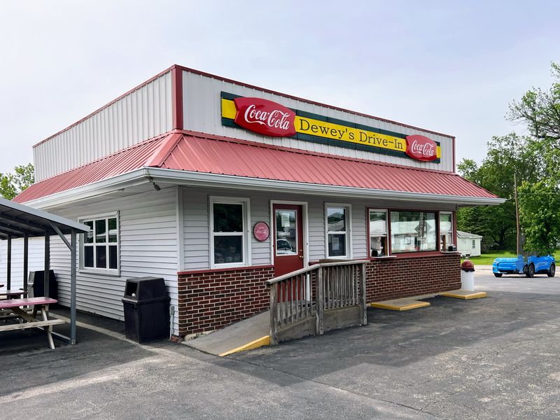 Dewey’s Drive-In