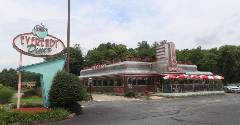 The French Toast At This New York Diner Keeps Visitors Coming From Miles Away