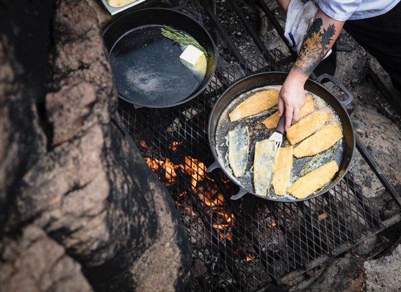 The Friday Fish Fry That Draws Families Back