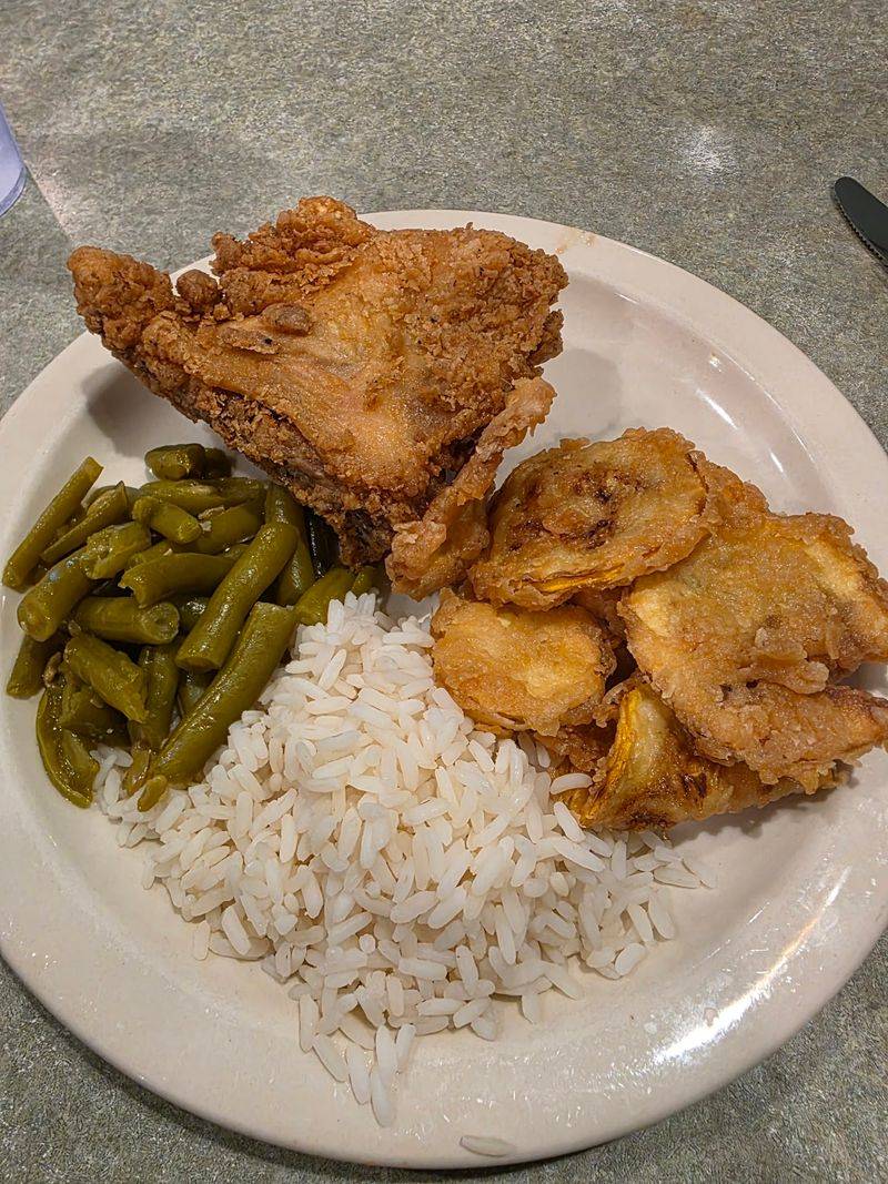 The Fried Chicken That Steals The Show The Fried Chicken That Steals The Show