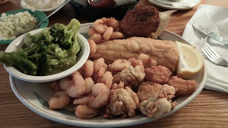 The Fried Seafood That Makes People Drive For Hours