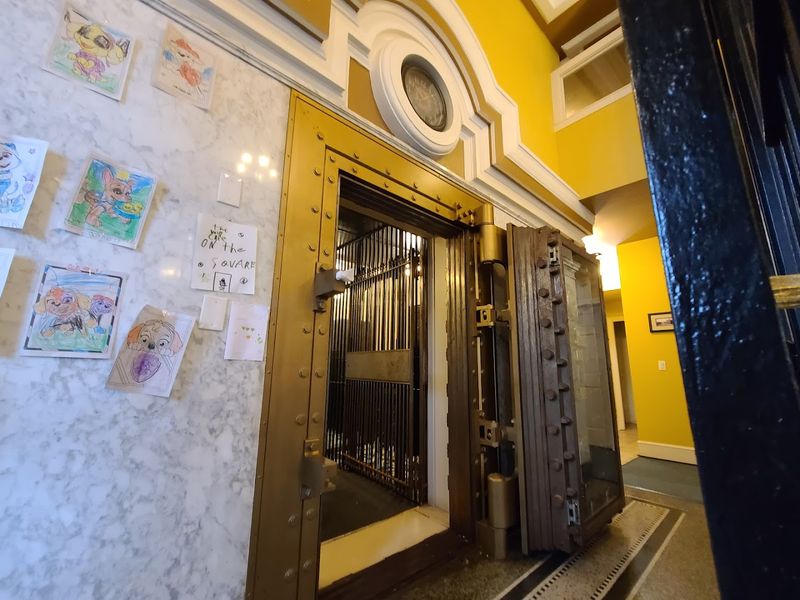 Hours Of Operation And Best Times To Visit