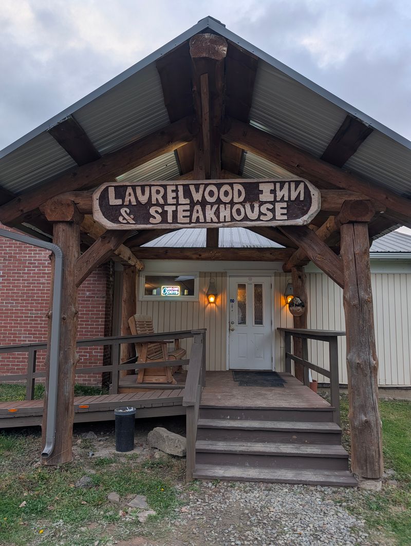 Laurelwood Inn and Steakhouse, Pennsylvania