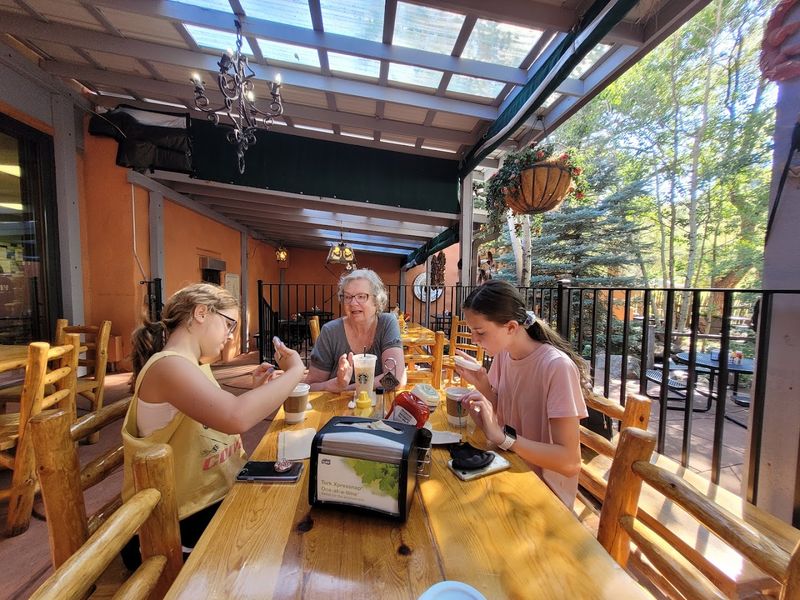 Balanced Rock Cafe: A Full Meal Inside the Gift Shop