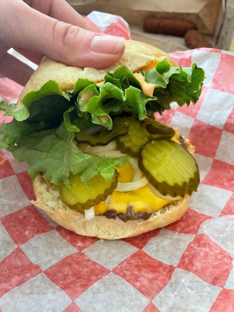 Brenda’s Burgers, Scottville