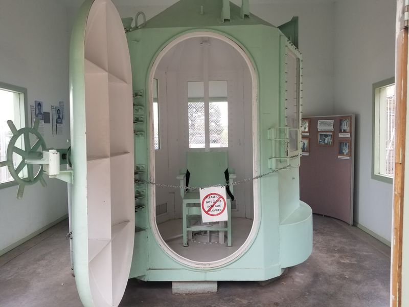 The Gas Chamber That Stops Everyone in Their Tracks