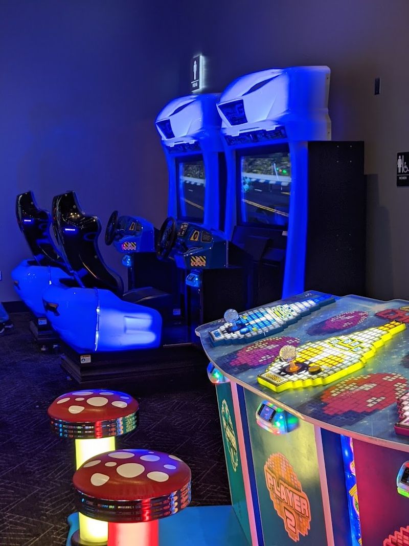 The Giant Arcade Floor The Giant Arcade Floor
