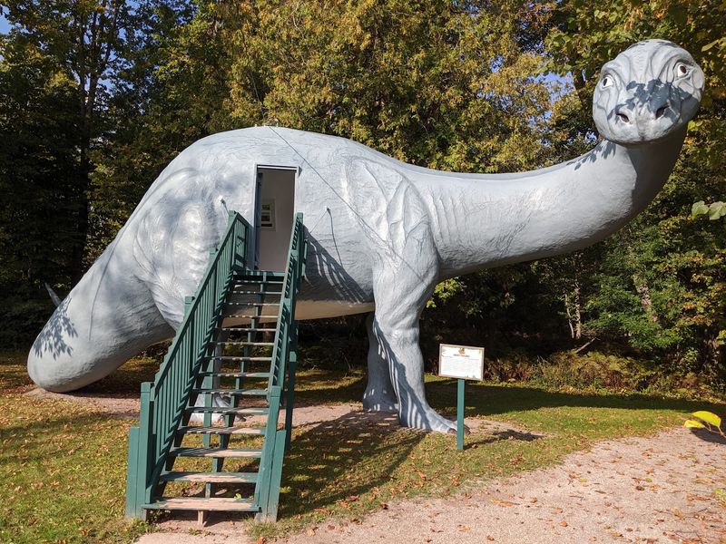 The Giant Brontosaurus With A Surprise Inside The Giant Brontosaurus With A Surprise Inside