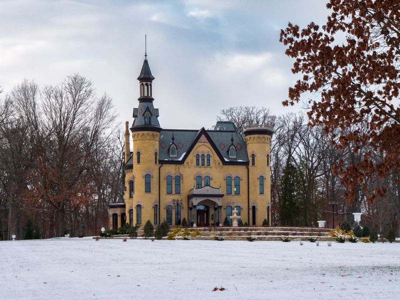 Dunham Castle –  Wayne, IL