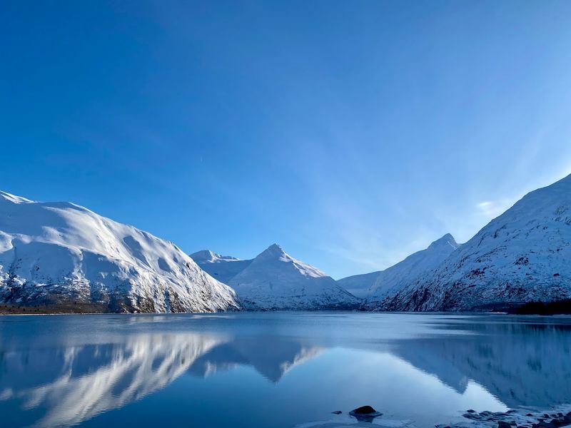 The Glacial Lake That Looks Like A Fantasy Film Set The Glacial Lake That Looks Like A Fantasy Film Set