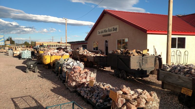 The Gold Mine Rock Shop Gemstone Mining Experience