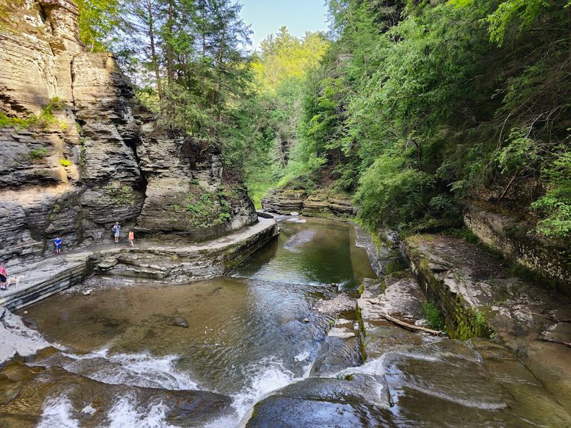 The Gorge Trail And Rim Trail Combo That Will Humble You Gently