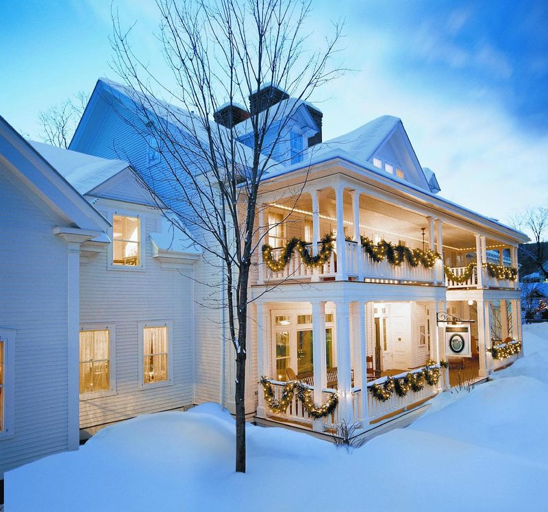 275 Main Restaurant At The Pitcher Inn, Warren