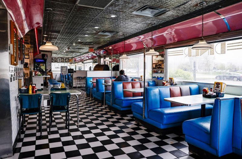 The Grand Diner