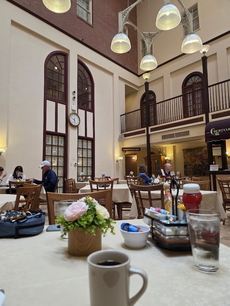 Courtyard Restaurant at DeSoto House Hotel - Galena