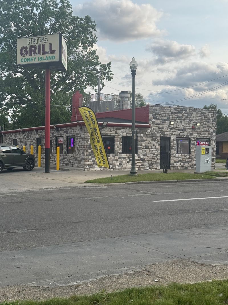 Pete’s Coney Island – Howell