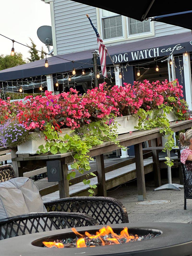 Dog Watch Cafe - Stonington