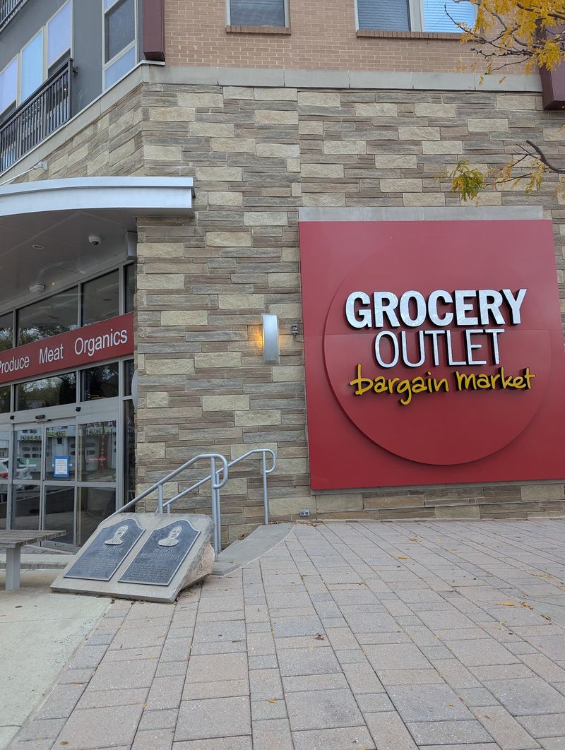 The Grocery Outlet App And Smart Shopping Tricks That Maximize Every Visit