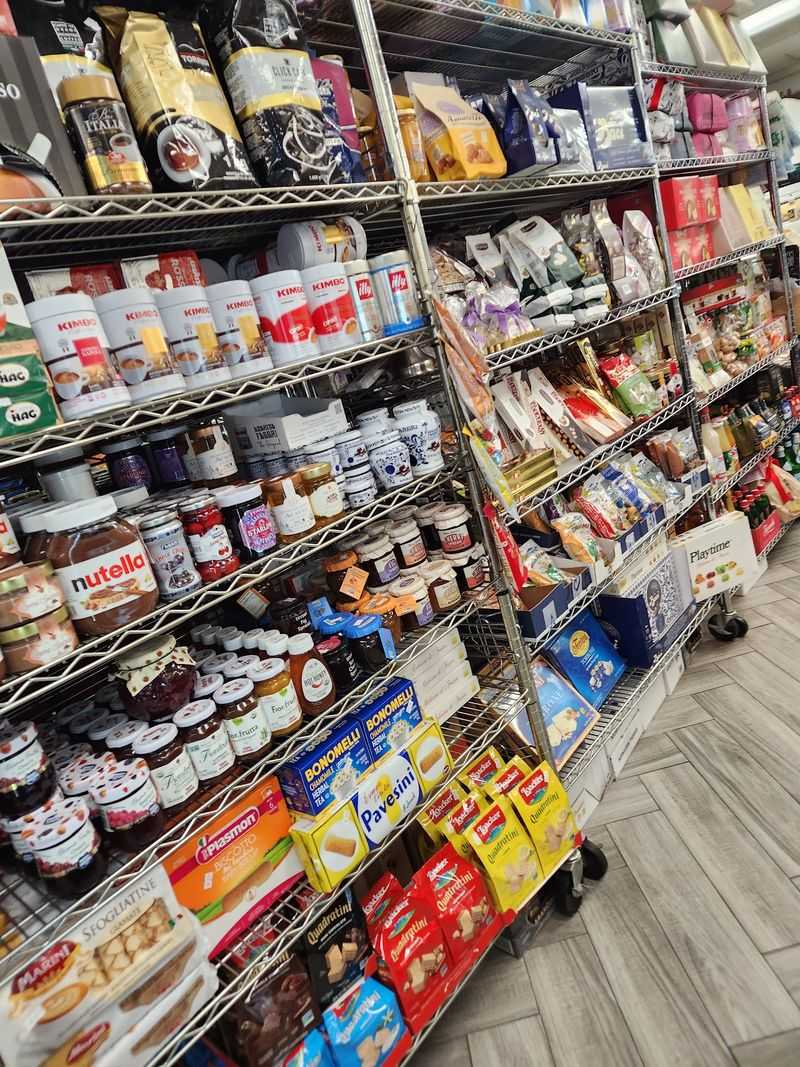The Grocery Shelves Are Basically A Trip To Italy